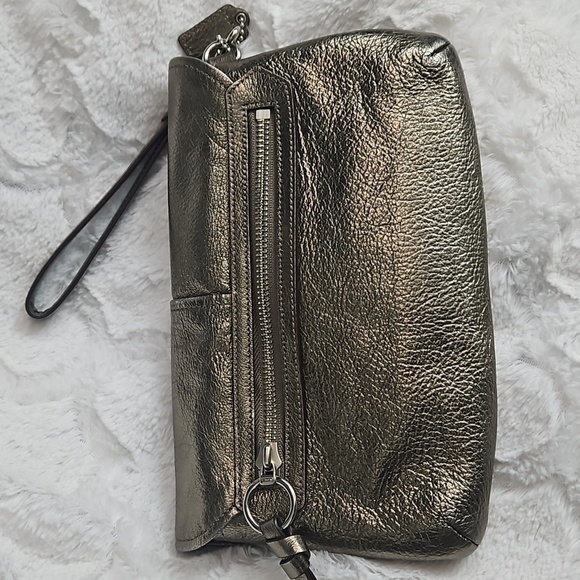 Womens Coach Gold Metallic Clutch Purse Wristlet - Picture 5 of 8